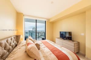 68 SE 6th St Apt 3006, Miami, FL 33131, - MLS#A11998332