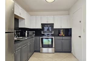 3800 S Ocean Dr APT 611, Hollywood, FL 33019, - MLS#A11998342