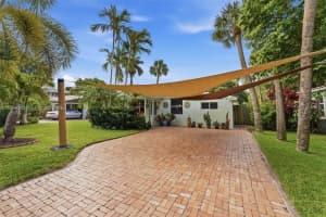 704 Sw 14th St, Fort Lauderdale