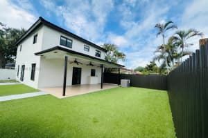 9069 Nw 193rd St Hialeah, FL 33018 - MLS#A11998351