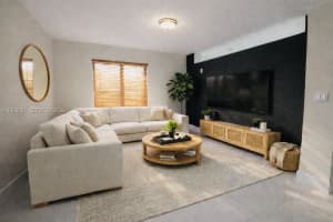 9069 Nw 193rd St Hialeah, FL 33018 - MLS#A11998351