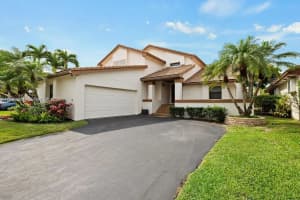 2089 Augusta N/a, Weston