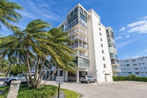 550 Ocean Drive 3h, Key Biscayne