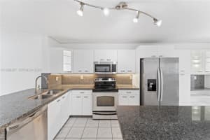 1120 W Lake St #0, Hollywood, FL 33019, - MLS#A11998387