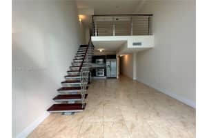 41 Se 5th St 1714, Miami