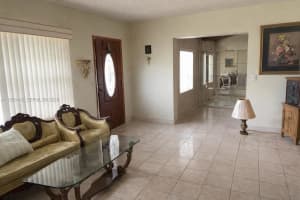 1135 NW 32nd Ct, Miami, FL 33125, - MLS#A11998443