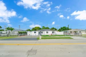 14321 Madison St Miami, FL 33176 - MLS#A11998453