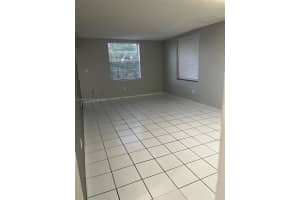 5625 W 20th Ave 306, Hialeah