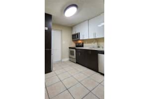 880 E 26th St Hialeah, FL 33013 - MLS#A11998464