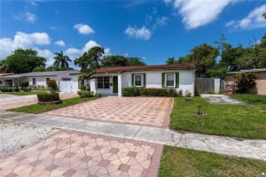 807 Sw 26th Ct, Fort Lauderdale