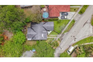 8347 E Dixie Hwy Miami, FL 33138 - MLS#A11998518