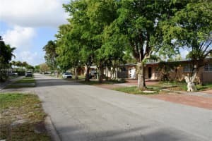 5349 W 14th Ln Hialeah, FL 33012 - MLS#A11998520