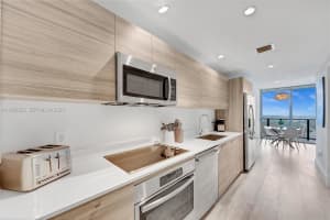 121 NE 34th St #2815, Miami, FL 33137, - MLS#A11998522