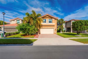 1941 Sw 148th Way, Miramar