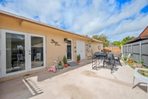 4218 Sw 138th Ct Miami, FL 33175 - MLS#A11998581