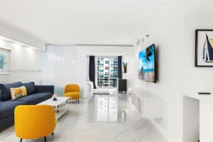 2401 Collins Ave APT 1007, Miami Beach, FL 33140, - MLS#A11998612
