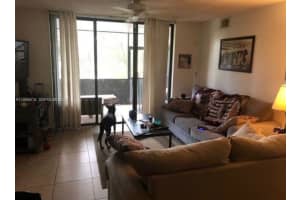 10161 W Sunrise Blvd APT 102, Plantation, FL 33322, - MLS#A11998615