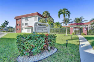 580 Egret Dr 212 Hallandale Beach, FL 33009 - MLS#A11998659