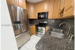 2565 W 56th St APT 101, Hialeah, FL 33016, - MLS#A11998665