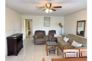920 SW 11th Ave APT 11D, Hallandale Beach, FL 33009, - MLS#A11998677