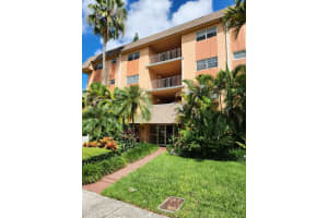 8101 Sw 73rd Ave 1 Miami, FL 33143 - MLS#A11998683