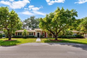 9830 SW 69th Ave, Miami, FL 33156, - MLS#A11998717