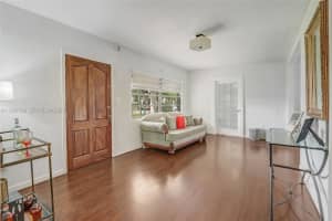 6871 SW 37th St, Miami, FL 33155, - MLS#A11998729