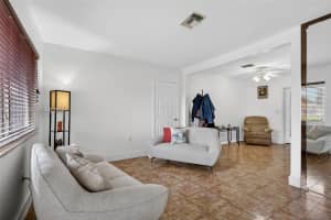 733 W 33rd St Hialeah, FL 33012 - MLS#A11998742