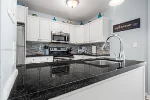 2033 NE 33rd Ave #2, Fort Lauderdale, FL 33305, - MLS#A11998780