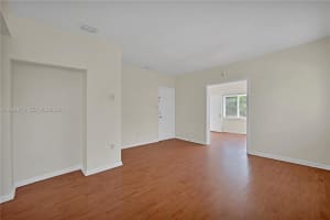 109 Nw 6th Ave 8 Miami, FL 33128 - MLS#A11998870