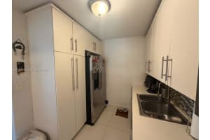468 NE 206th Ln APT 102, Miami, FL 33179, - MLS#A11998876