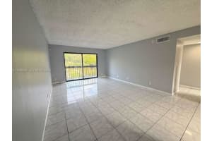 1920 N Congress Ave APT 201, West Palm Beach, FL 33401, - MLS#A11998893