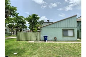 2115 Nw 57th Ave 16-c, Lauderhill