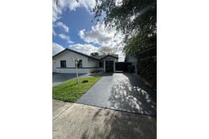 5923 Sw 147th Pl Miami, FL 33193 - MLS#A11998929