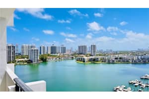 2780 Ne 183rd St 2012, Aventura