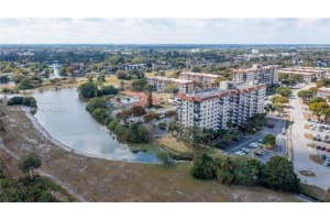4164 Inverrary Dr 812, Lauderhill
