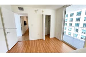 1200 Brickell Bay Dr #1702, Miami, FL 33131, - MLS#A11998948