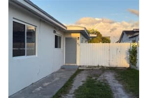 43 Nw 76th Ave 0 Miami, FL 33126 - MLS#A11998950