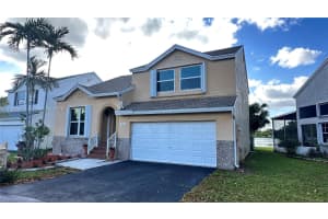 1141 Scarborough Dr Davie, FL 33324 - MLS#A11998971