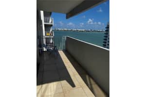 7545 E Treasure Dr 9k, North Bay Village