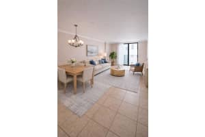 4301 Collins Ave 803 Miami Beach, FL 33140 - MLS#A11998994