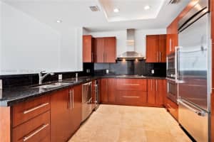 1090 NW N River Dr APT 402, Miami, FL 33136, - MLS#A11999024