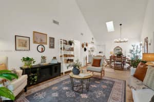 10441 Mahogany Key Cir APT 202, Miami, FL 33196, - MLS#A11999043