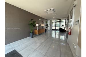 8167 Nw 41st St E-409 Doral, FL 33166 - MLS#A11999057