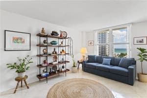 3800 S Ocean Dr APT 719, Hollywood, FL 33019, - MLS#A11999072