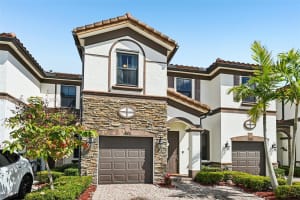 18431 NW 89th Ct, Hialeah Gardens, FL 33018, - MLS#A11999093