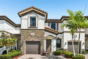 18431 Nw 89th Ct Hialeah, FL 33018 - MLS#A11999093