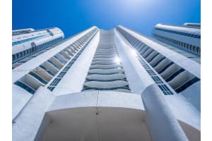 15901 Collins Ave 2504 Sunny Isles Beach, FL 33160 - MLS#A11999111