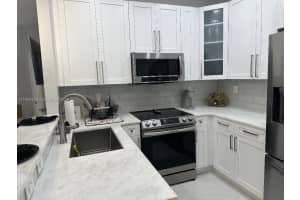 7690 S Southwood Cir, Davie, FL 33328, - MLS#A11999113