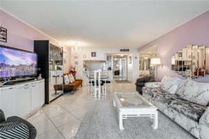 2030 S Ocean Dr APT 1903, Hallandale Beach, FL 33009, - MLS#A11999122